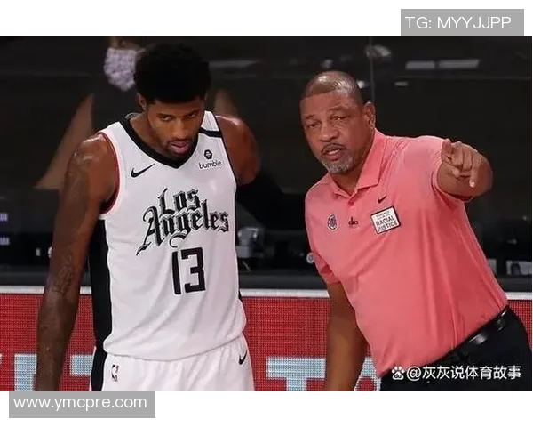 三巨合体4负0胜！费媒高呼4年2.1亿签乔治毁一切：解雇纳斯+开除GM